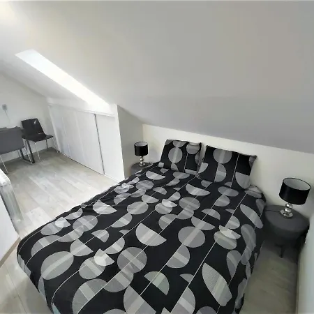 Yuca - Cosy 2 Intimes Hyper Centre D'ernee 公寓