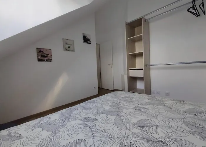 Yuca - Cosy 2 Intimes Hyper Centre D'ernee Apartamento *